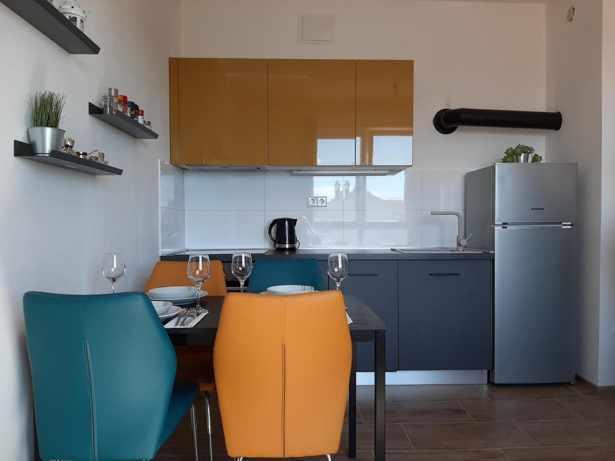 Ferienwohnung Nozret Paljuv Exterior foto