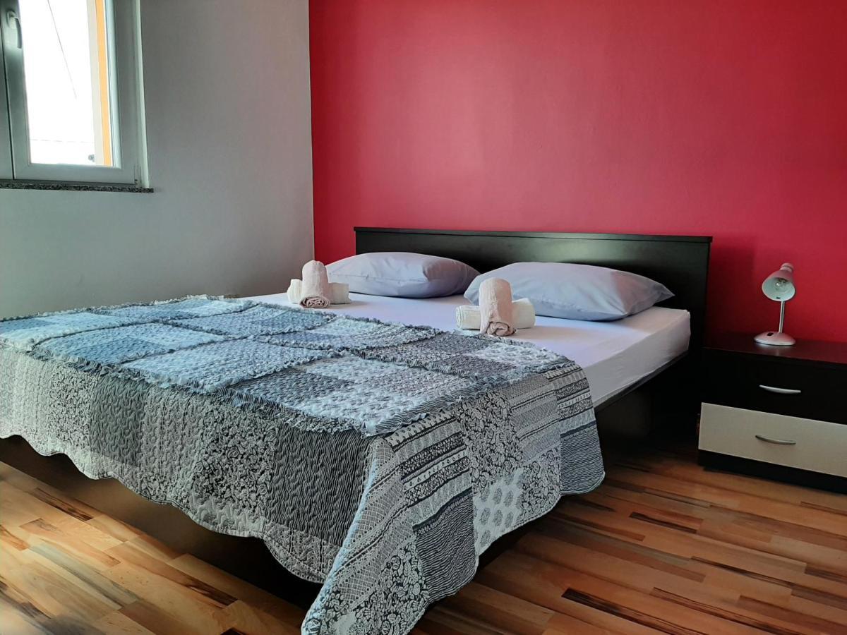 Ferienwohnung Nozret Paljuv Exterior foto