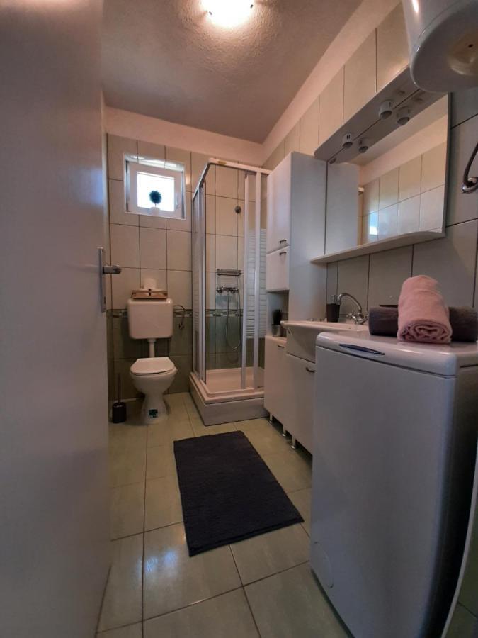 Ferienwohnung Nozret Paljuv Exterior foto