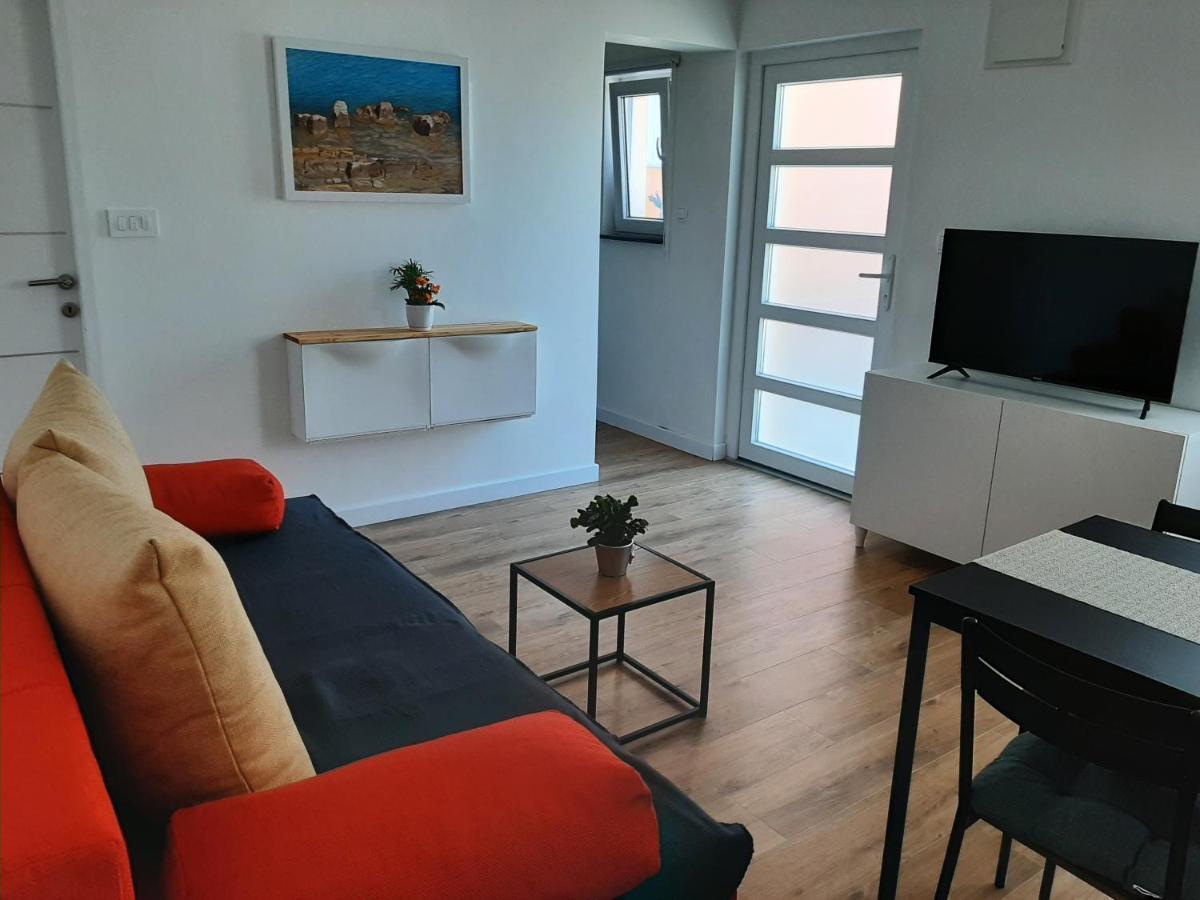 Ferienwohnung Nozret Paljuv Exterior foto