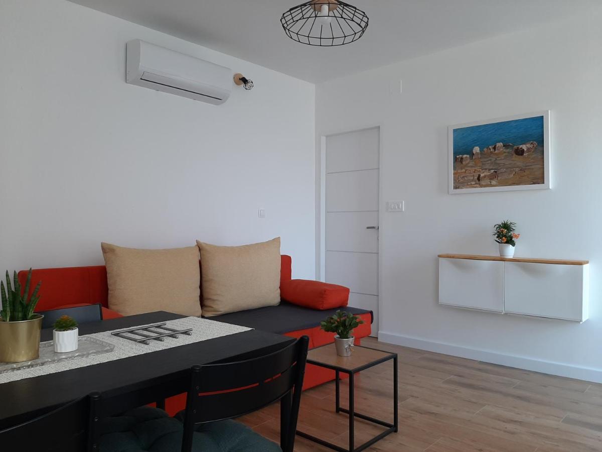 Ferienwohnung Nozret Paljuv Exterior foto